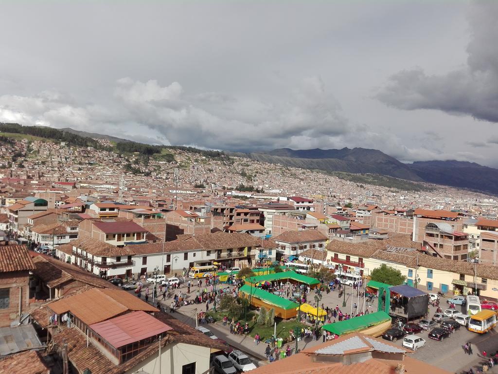 Hostal Dreams House Cusco Bagian luar foto